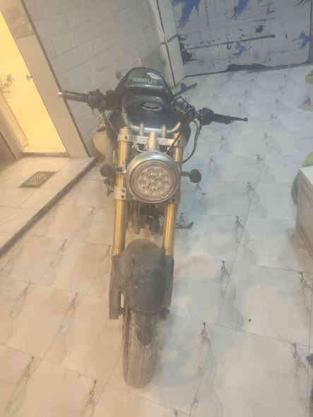 سلام عليكم دراجه كاوسكي 2008 محور مكينه ستوته ودراجه كامله انگر سلف وروح دراجه اخوان كلك كلك تجي نتكاتب واني بالخدمه ودراجه 5 نمر تحوير كامل اخوان سعر 550 وبيها مجال دراجه كلش حلوه المعلومه مكينه مجفته وين ما تريد روح دراجه جاهزه  اي نقص ما بيها كلشي شغال رقم *********** أو مراوس شعندك نزل
