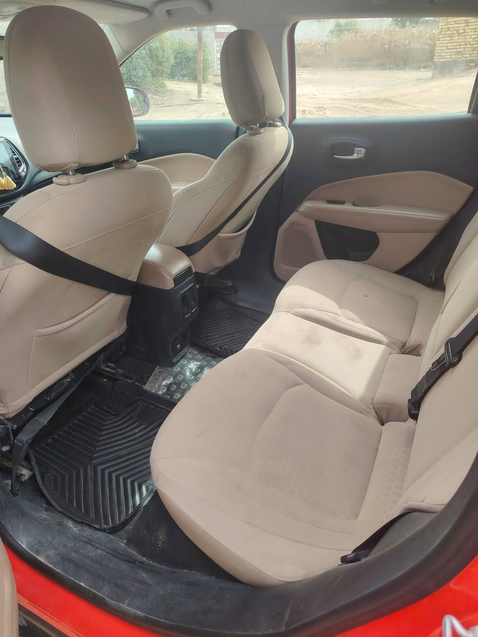 سلام عليكم جيب كمباص ٢٠١٨ لبيع او مراوس سورنتو   عنوان ذقار سوك شيوخ ***********
