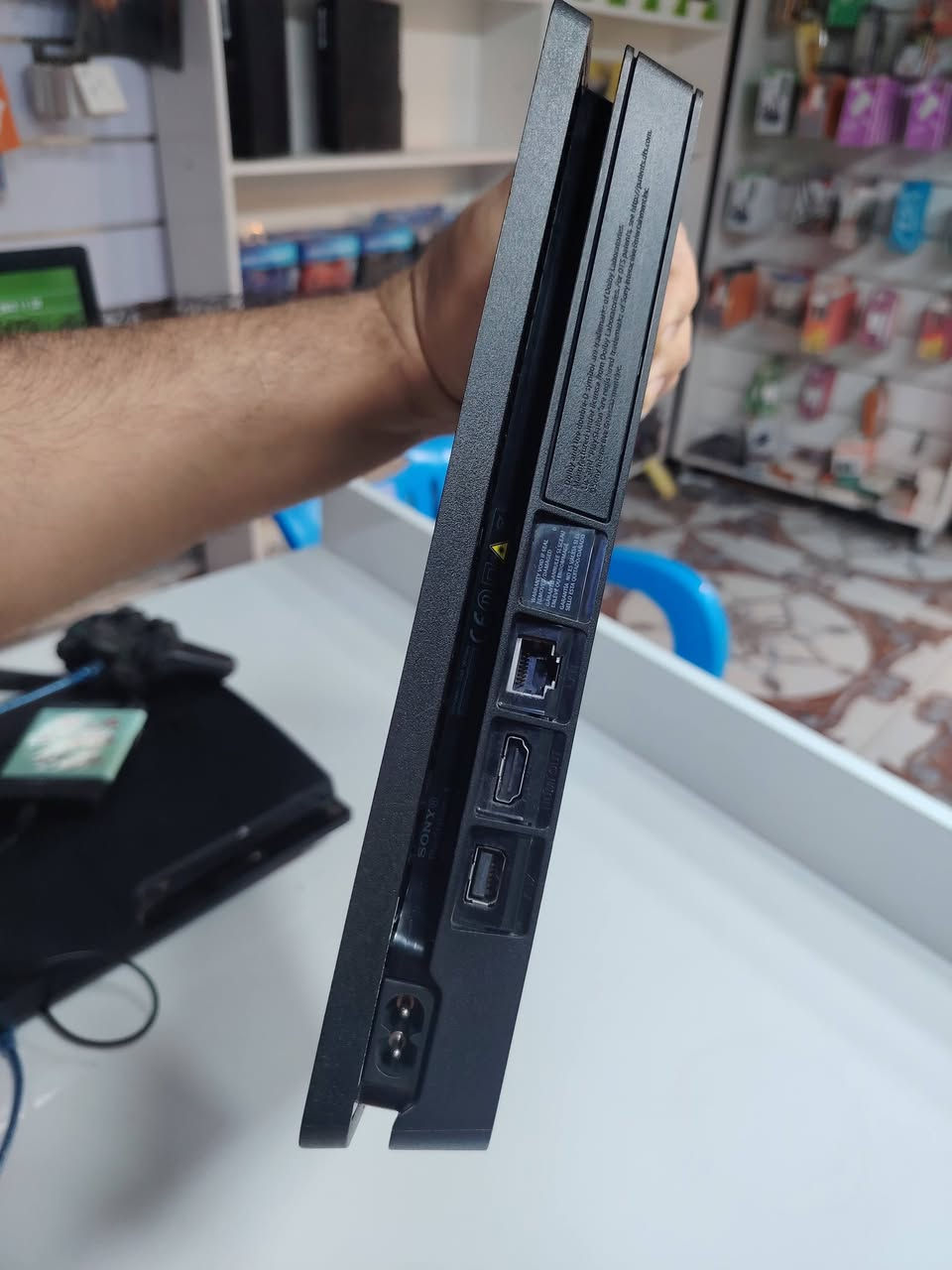 بلي 4  سلم معدل  بالة مكفول من الفتح والتصليح 
مع كافة ملحقاته والعاب من اختيار المشتري 
بسعر 270 ألف فقط 

مكتب أحمد الزاملي 
الدغارة / شارع الطيور / ***********
