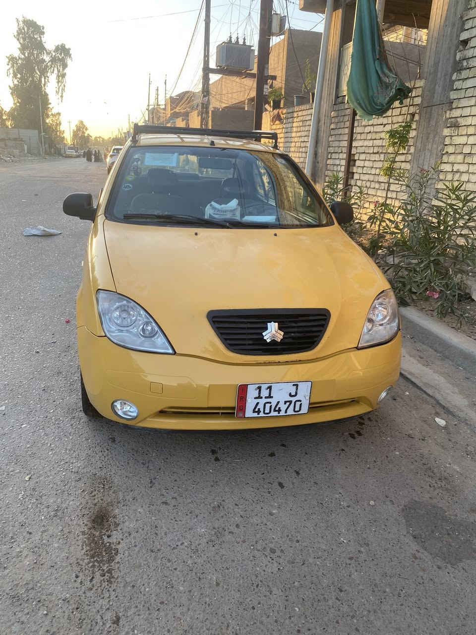 بسم الله الرحمن الرحيم
طيبه موديل ٢٠١٥
باسمي سنويه ساقطه صارله شهرين
رقم دولي 
نضيفه جاهزه للشارع 
بيه هلالات مشتغليهن جديد 
كير مكينه نضيفات 
داخل مسلفن وجاهزه للعمل 
شاشه اندرويد 
جام شغال كهرباء 
صدر جديد 
 
فاتح الكمبريسر عساس دشد جديد وما شديت
مكاني بغداد الشعب 
رقمي 
***********
