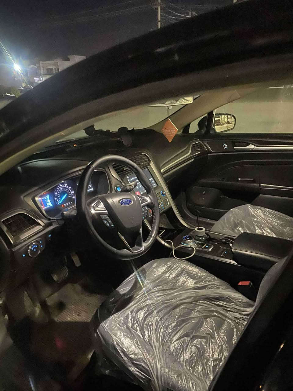 فۆرد ڤیوشن ٢٠١٧
محرک٢.٥مرغوب
فول مواصفات
فتحە 
کشن هیتر
رادار 
حساس
تبرید مرکزی
کیر محرک بشرط ممفتوح
کهربائیات تبرید بشرط
رقم سنویە جدید
٧قطعە صبغ ابیع حیزام
پیش و پشت کەپس 
بجم خلف کبس بدون ارباک بشرط فحص
سعر ١٠٨معاملە
*********** واتساب 
مکان اربیل   هەولیر أربيل, العراق
