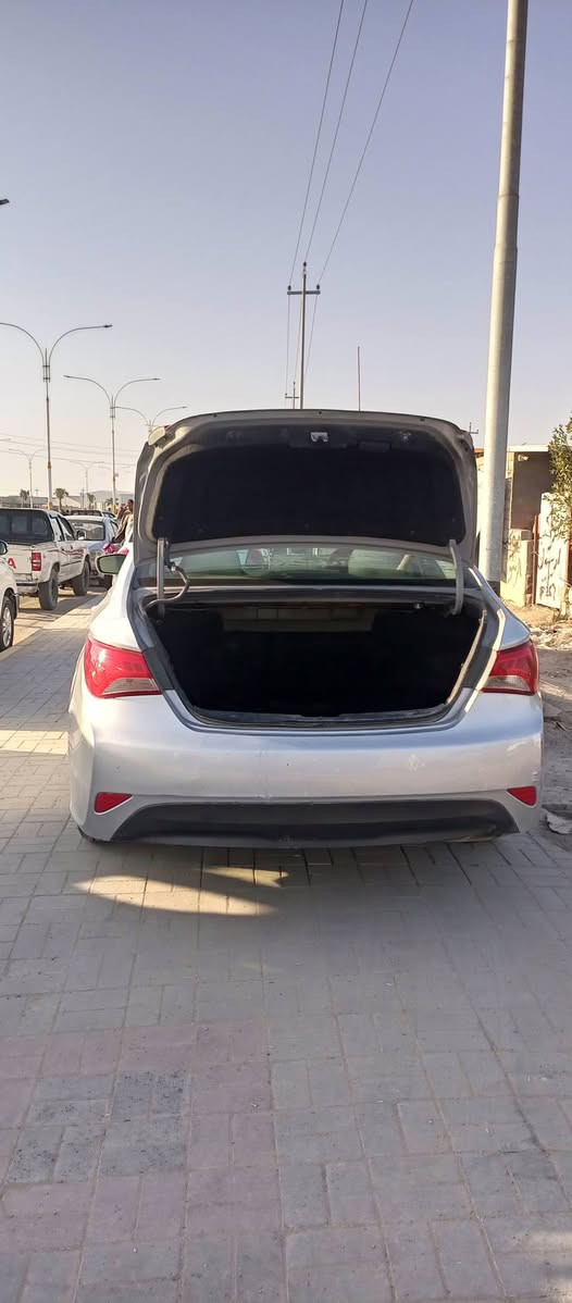 ‏سوناتا 14امريكي نص فول 
‏محرك وكير خير من الله 
‏بيهه بارد ورشت صبغ 3قطع جماليه 
‏العنوان /السماوه /السعر 110$
‏الرقم ***********
