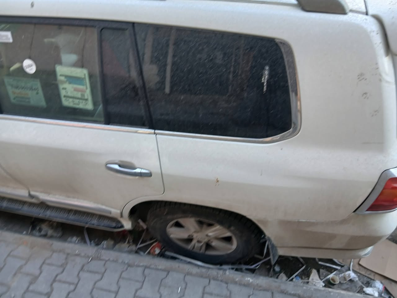 جكساره للبيع مديل 2012 رقم بغداد محرك 8 للبيع رقم الهاتف ***********
