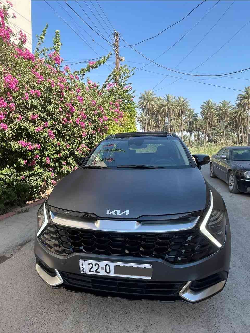السلام عليكم
سبورتج   موديل2023 
اعلى فئة بل مواصفات (برستيج)
هايبرد بانزين 
جاهزة السيارا من كلشي 
رقم اربيل بسمي تحويل ثاني يوم
صور الحادث موجودة 
مكان سياره بغداد الدورة 
للستفسار***********
