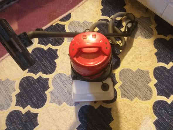 سلام عليكم مكسنة كهربائية وبيها  
غسل يعني تغسل للبيع جديدة محتاج واريد ابيعها السعر 40الف وبيها مجال موجود توصيل داخل بغداد للاستفسار *********** واتساب.  او خاص مكاني بغداد الحسينية
