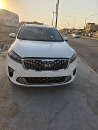 سورنتو ٢٠١٨ • ماشي ٨٥٠٠٠ • بصمة تشغيل