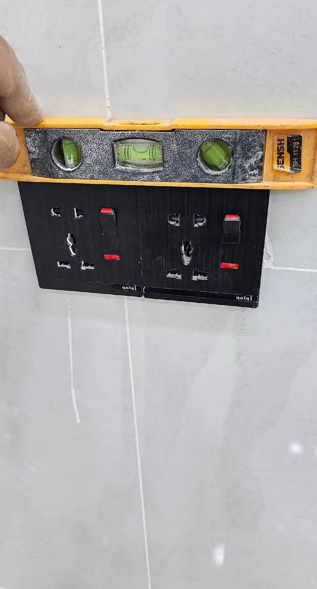 كادر الأنوار التأسيس الكهرباء الحديثة
 بروفايل منظومة كاميرات منظومة 
إنترنت منظومة ستلايت 
مستعدون العمل في جميع أنحاء البصره
  *********** وتساب 
  ***********
