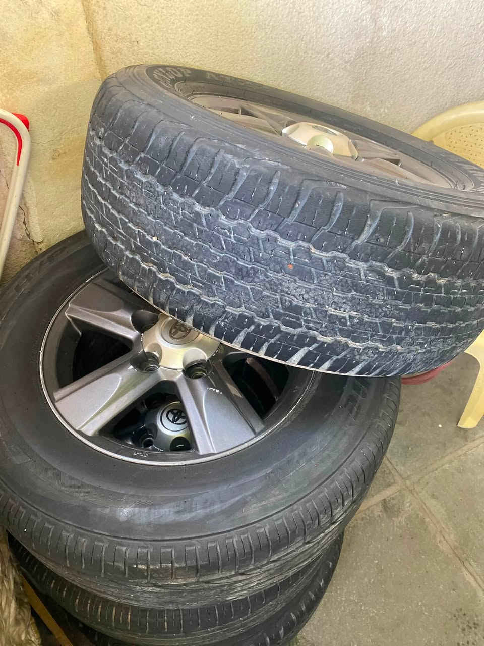 ويلكب 18 لاندكروز معه تخم تايرات نضافه 75 بالميه تايرات صيني سعر350 بي مجال مكاني بصره جمهوريه ***********
