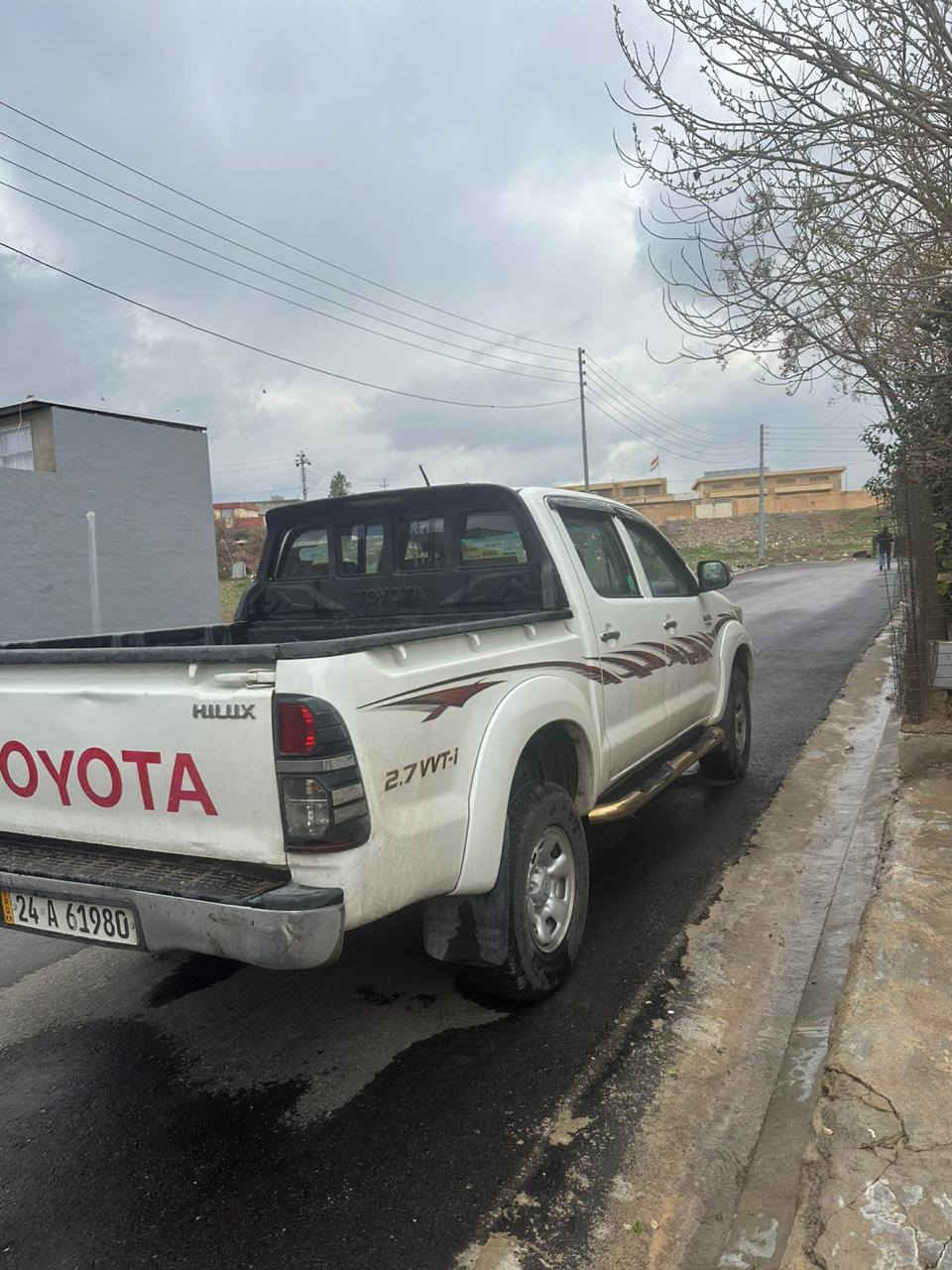 هاياوكس 2014فور ويل سنوي هزه جديد(٢٠٣١)  مكينه كير بشرت رقم دهوك بأسمي  المعامل السعر 200 وبيها مجال  تخم تاير جديد ***********
***********
