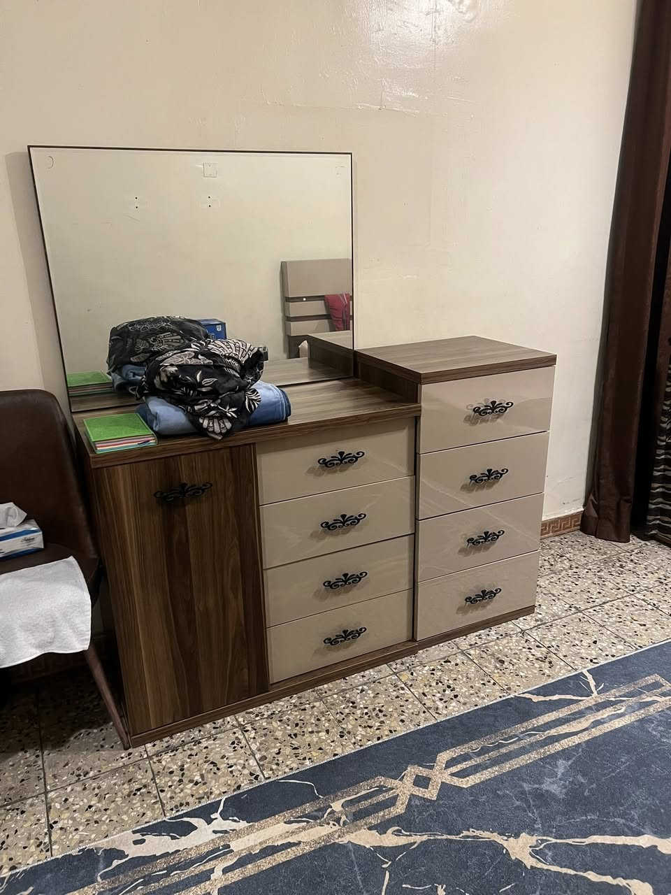 غرف نوم تركي كلمن وسعره.


**إذا كنت صاحب هذا الإعلان وتريد حذفه لأي سبب، رجاءا أرسل رسالة إلى الدعم الفني**