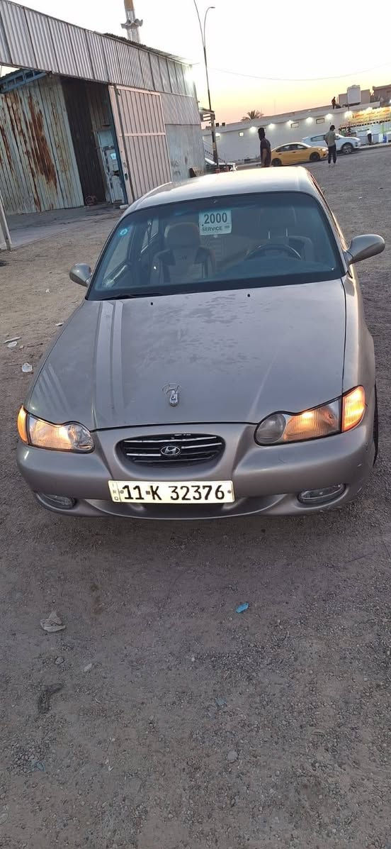 سوناتا 3 موديل 2000
كير قبل اسبوع بدلته مال قطع
 ومحرك بلادي نشط 1800مكفولات 
درايم شفتات مال قطع جديد 
مصبوغه حزام جماليه بيه معجون بسيط 
كهربائيات شغاله تدفئه شغاله تبريد كمبريسر وغاز 
لايت عالي ناصي شغال 
رقم بغداد سنويه لحد 2029بأسمي 
تحويل ثاني يوم..... 
سعر 48 وبيه مجال بسيط 
جماعة 45 وجوه لحد يتصل ونزل بسعر رجاءاً
الشراي يتصل.. ***********
