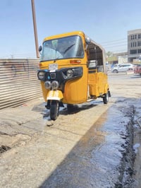 تكتك لبيع موديل ٢٠/٢٢شهر ١٢ يوم ٣٠تكتك كفاله عامه سعر خاص 07723680371
