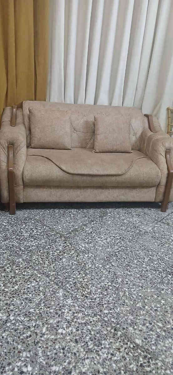 السلام عليكم 
تخم مودرن للبيع نظيف جدا جدا استعمال قليل السعر *********** للإستفسار الاتصال ع الرقم ديوانية, القادسية
