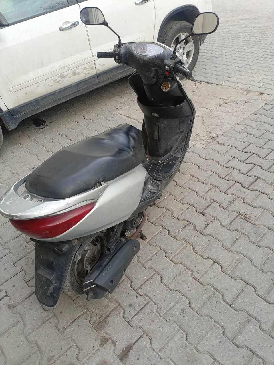 السلام عليكم دراجه بريز نظيفه اخت الرمبه جاهزه متصرف عليهه درهم محرك شادله طابوگه مال حاويه بيدي قبل 10ايام محرك جديد ناعم شلعه معدل سلف هندر كهربائيات لايت اشاير كلهه شغاله السعر 450 وبيهه مجال للشراي مكاني رحمانيه الجعيفر  ***********
