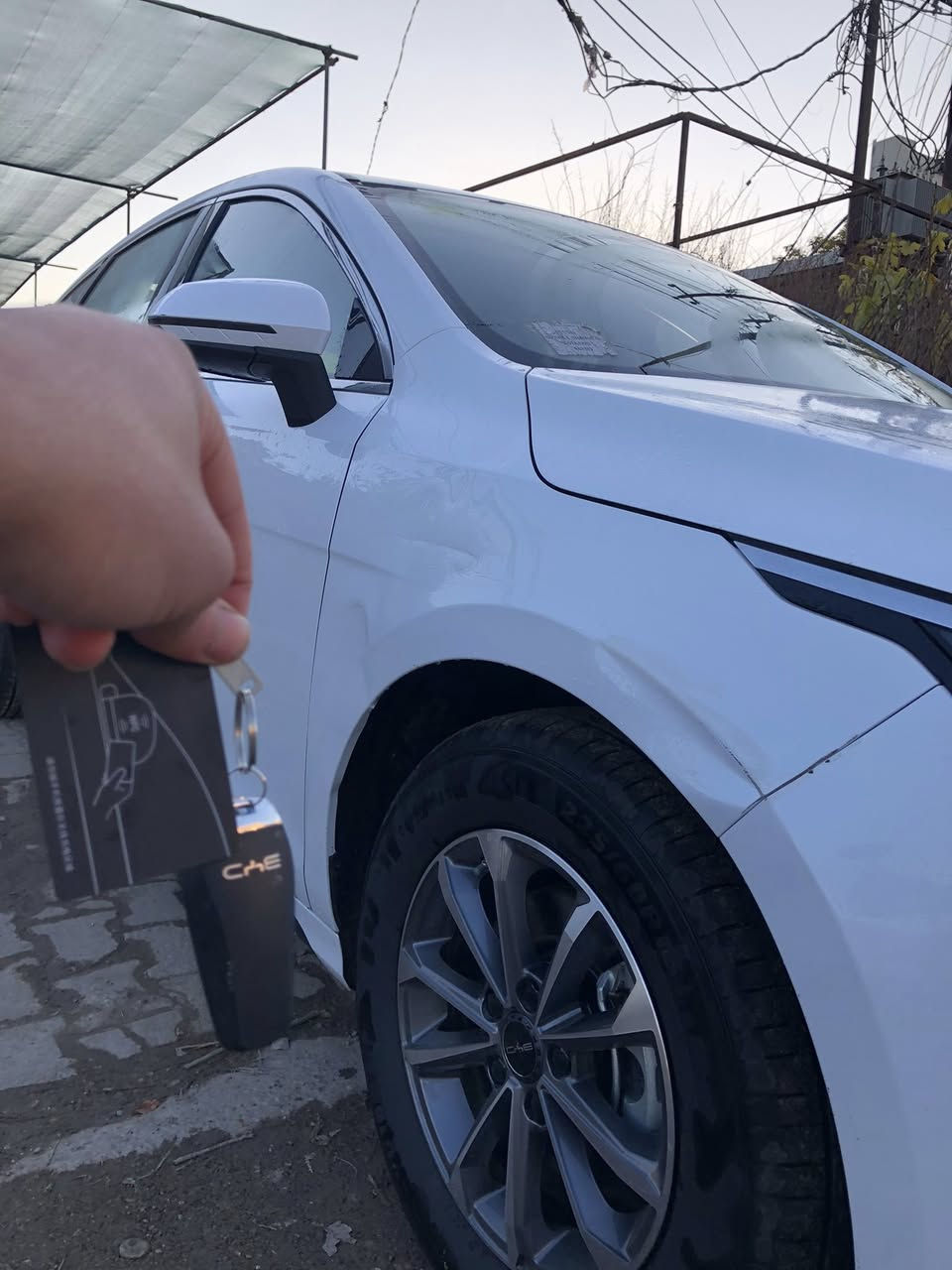 سلام عليكم
بيوادي دستوريل الون ابيض 

بيه طخه بل جملغ 

موديل 2025

زيرو زيرو 

الاستفسار رقم تلفون ☎️ ***********
