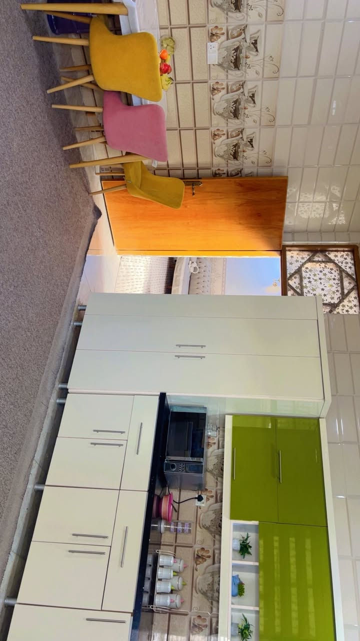 بيت طابو زراعي سند 25للبيع
طويريج /الحولي /مقابل حي العسكري :شارع نظوري 

بالتحديد قبل حلويات الحمداني

المساحة 250م 

بناء حديث درجه الاولى 

طابق واحد 

غرفتين نوم 

وصاله كبيره

واستقبال كبير 

مطبخ 

وصحيات داخليه وخارجيه 

كراج وحديقه 

كما موضح في الصور 

لمعرفة السعر 

مراسلة الصفحة 

الاتصال على الرقم  ***********
