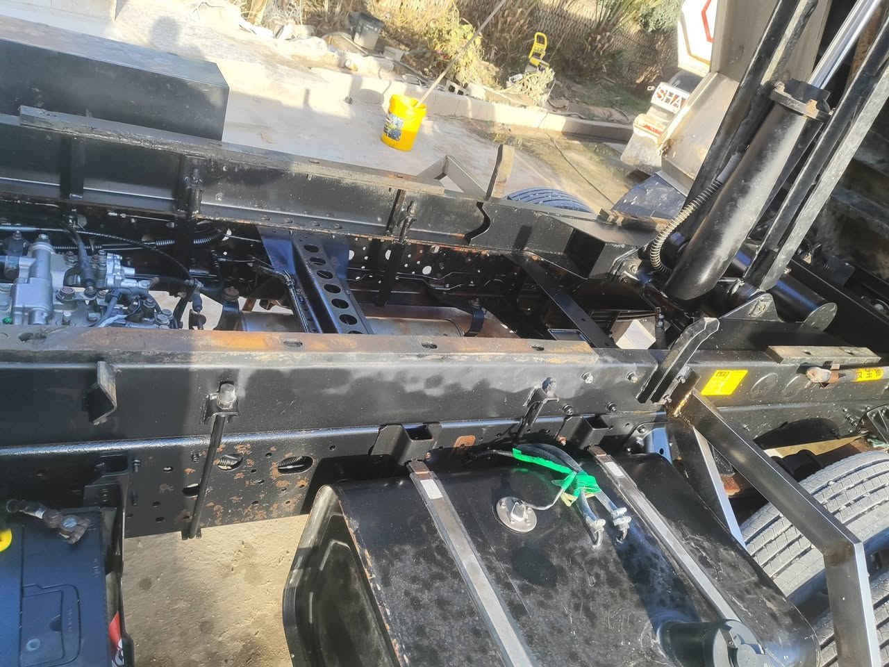 السلام عليكم
هينو شيطان قلاب
مديل منزل 95 مشروع وطني 
جاهززه سياره نضيفه احلا من الصور
السعر ***********
