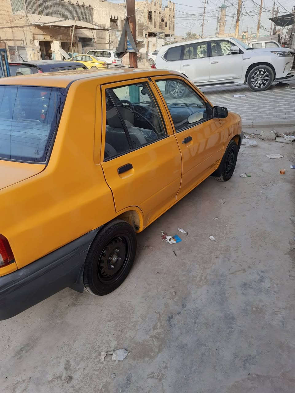 سلام عليكم سيابة مديل ٢٤ سيارة بسمي مصفرة هئية وغرامات سيارة جهازة تخم تاير كير مكينة بيه جمالغ صبغ شوية  باب سايق منظومة غاز مدوشمة كاملو مكاني بغداد جديدة ***********
