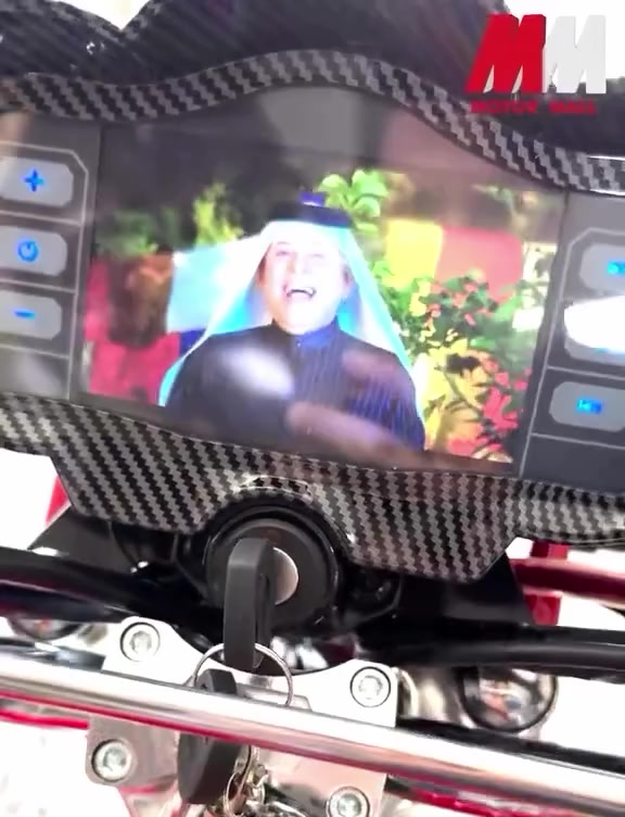 شاشة ايراني للبيع صوتها عالي وينعرض عليها مقاطع نضيفه مال تفصيخ سعرها 45 بيها مجال 
مكاني سامراء ***********
