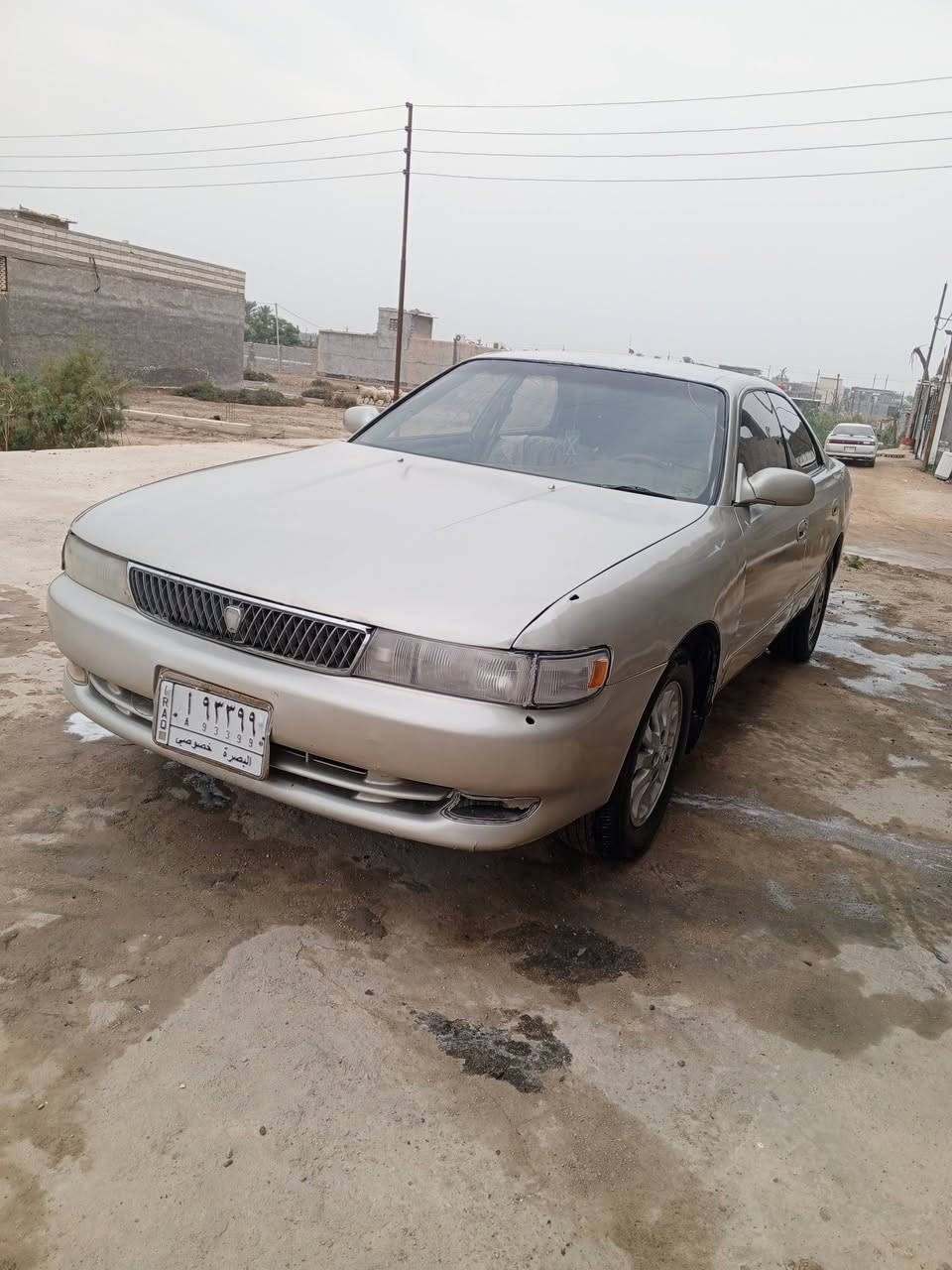 سلام عليكم سياره شيزر نفخ مكصوص جنطه مكفوله من كصه الثانيه والنقل الجثة مكينه وكير فيفتي جدد حداديه خير من الله سنويه لل ٢٨ تخم تاير سعرها ٣٧ وبيه مجال مكاني بصره قضاء المدينه رقمي ***********
