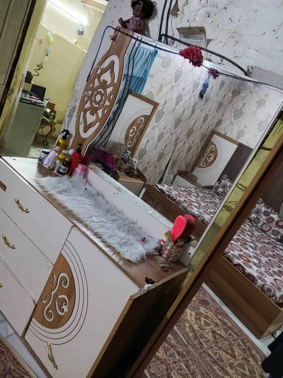 غرفه نوم للبيع نضيف كلش 7قطع سعرها 450 مكان بغداد الشعله 
776 728 6375


**إذا كنت صاحب هذا الإعلان وتريد حذفه لأي سبب، رجاءا أرسل رسالة إلى الدعم الفني**