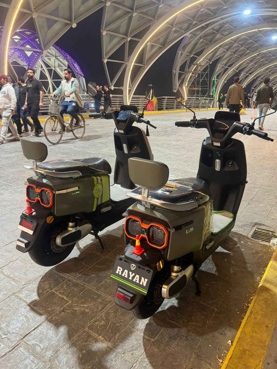 دراجة ريان ام عيون
للبيع سعر 750الف
مفتاح وبصمة
لد ثلجي عالي وناصي 
الكشن مغلفة نايلون جلاتيني
قدرة الملف 2000واط
نوع البطاريات كرافيت الحجم الكبير 
المسافة المقطوعة 75كيلو متر 
بريكات هيدرلوليك يعني بالمكان توكف
نضام رجوع للخلف(البك)
العنوان بغداد الحرية شارع الصحة


**إذا كنت صاحب هذا الإعلان وتريد حذفه لأي سبب، رجاءا أرسل رسالة إلى الدعم الفني**