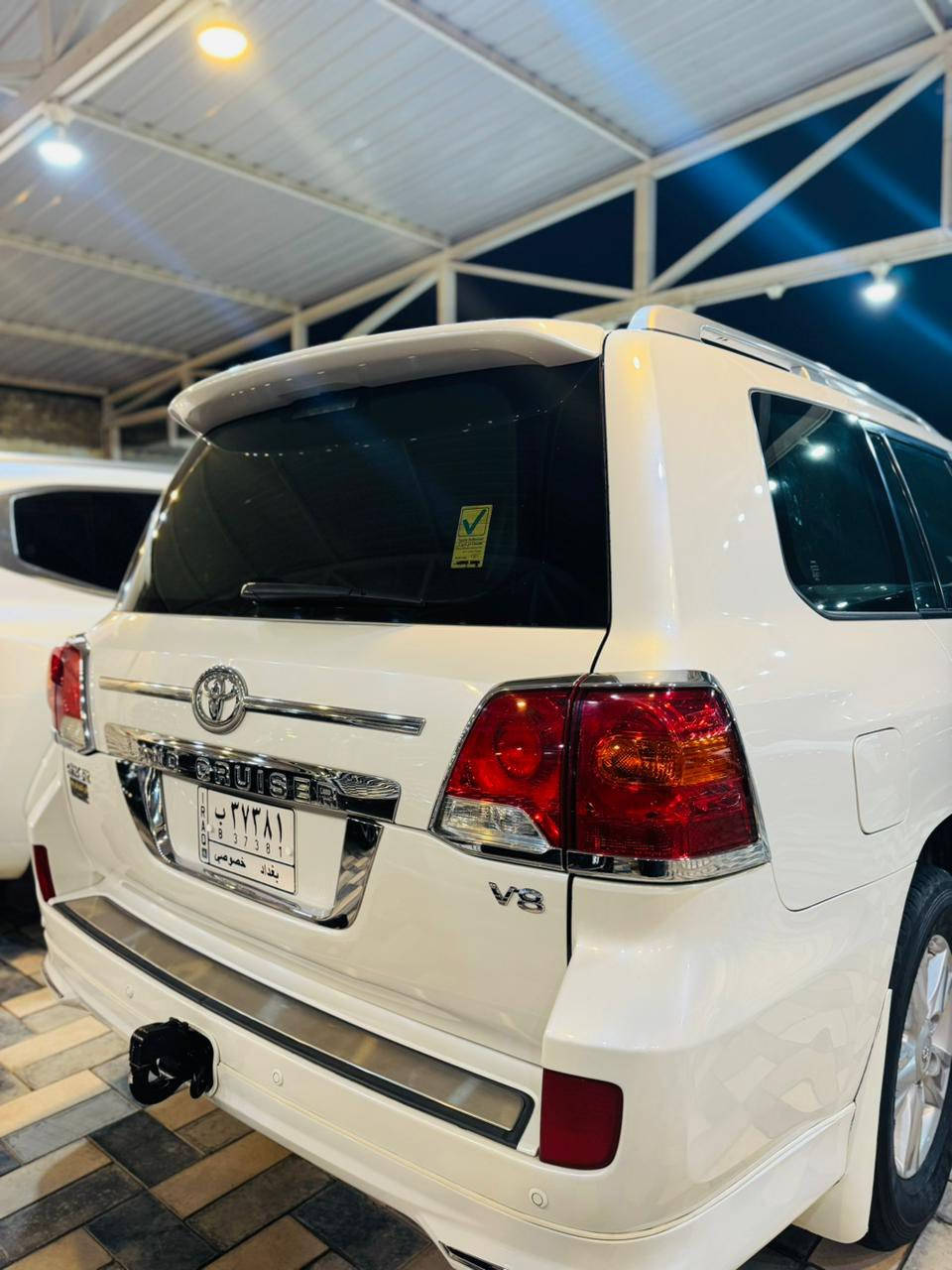 السلام عليكم
للبيع لاندكروزر مديل 2014 رقم بغداد السياره فطيم السيارة مكفوله حيل جديده ماشيه ١٧٠ الف
محرك 8 سلندر
مكان السيارة بالنجف الاشرف 
السعر 400$
هذا رقمي للتواصل 
***********
***********
