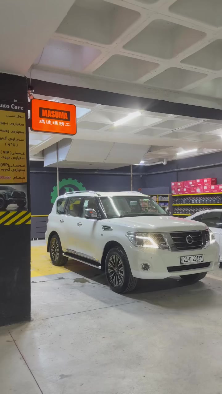 سلام عليكم نيسان باترول 2014  بدون صبخ حتى دعاميات ماشية 100 الف داخل قيسي ***********
