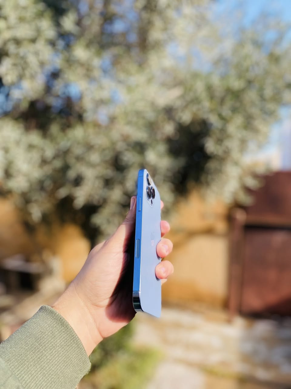 السلام عليكم للبيع ايفون 13 برو ماكس ذاكره 256 بطاريه 79 بلحاسبه 81 الجهاز كله بلادي شرط وتر بروف ممفتوح منه برغي الجهاز كلش كلش نضيف شرط شخط مابي الشاصي اتصال كامرات نت كله فول مكاني تكريت *********** السعر 645
