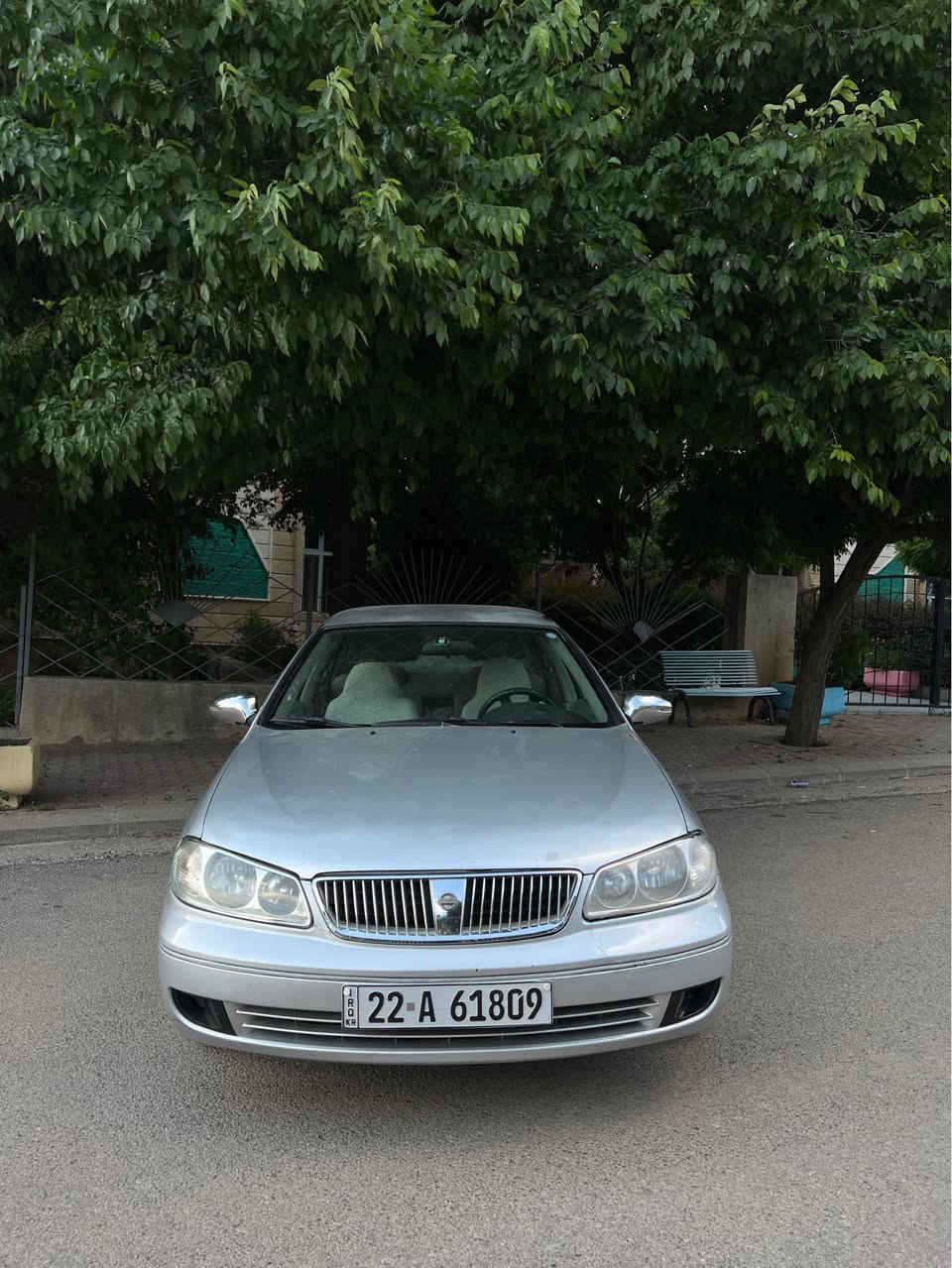 nissan 2002
بۆ فرۆشتن 
مۆدیلی ٢٠٠٢
 چوار جام. کارەبا
ئاوێنە کارەبا
مەکینە رەش
تەبریت ساردو گەرم مەزبوت
دوو پارچەی بۆیاغە بۆنیت و جەمەلاخی لای سەکن. 
سەخفی کاڵبونەوەی هەیە. 
سەنەوی بەسەرچوە وەکالەی بەناو خۆمەوەیە
نرخ 75 مجال 
شوێن پیرەمەگرون. 
*********** دخان, السليمانية
