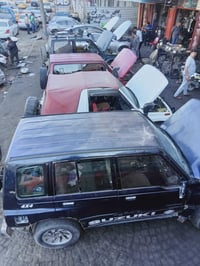 فيتارا موديل 1995 يتوفر جميع الادوات الاحتياطيه  صيانه كامله للسياره ي...