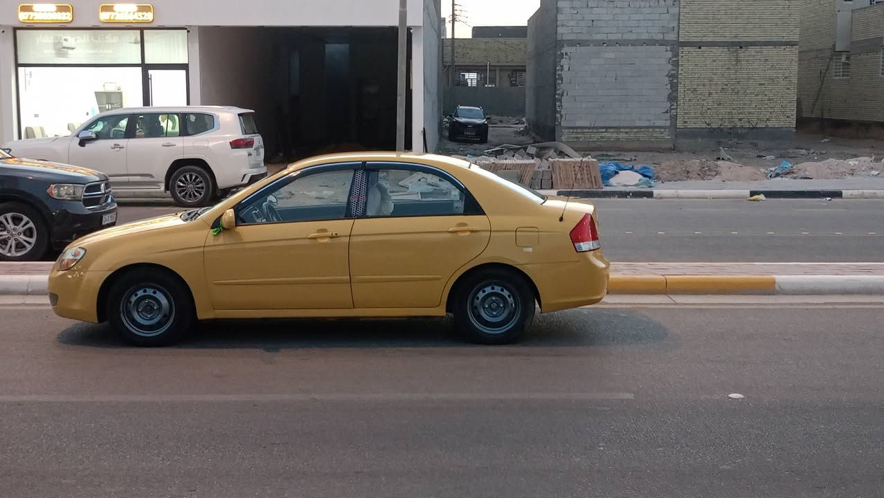 السلام عليكم شباب عندي سبكترا مديل 2009 للبيع هاي صورها السياره سعرها 82 وبيها مجال شي بسيط هذا رقم تلفوني *********** قليل ادخل للفيس بوك

