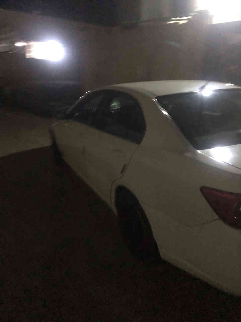 شوفر ليت أبيكا موديل 2008 محرك 6 سلندر 2400 تبريد ثلج وكاملة من كلشي كير ومحرك خير من الله ونضافتهة حيل زينه مثل ماتشوفون بالصور  ترهم مراوس وترهم بيع باليحبة الله 
***********
