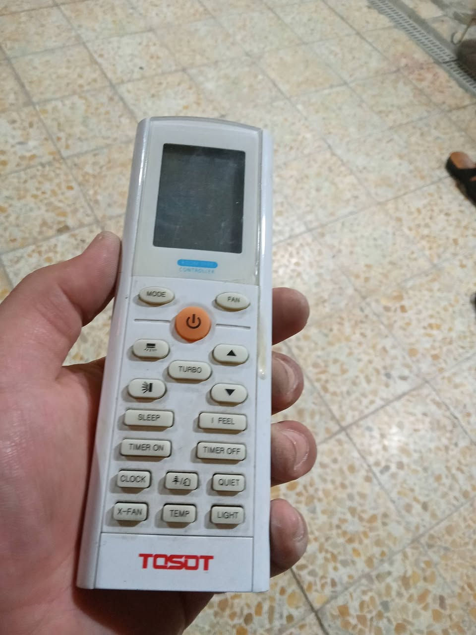 سلام عليكم
سبلت واحد طن نوع توست جهاز جداً نضيف اي تصليح مداخل كامل للبيع 
***********
