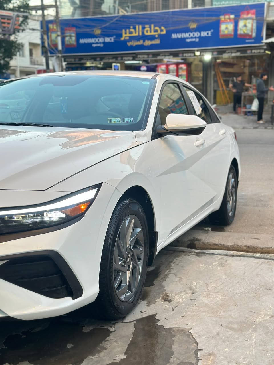 النترا موديل 2025 هايبرد بلو اعلى فئة اقتصادية وحش امريكي حالها حال اللمتد بأغلب المواصفات ماشية 13 الف فقط
حادثها كلش بسيط خلفي بالجنطة راجع بارد بدون صبغ تكحيل شخوط فقط رقم بغداد بأسمي تحويل بنفس اليوم

المواصفات.......(لون ابيض صدفي) 
1-بصمه تشغيل عن بعد+ تشغيل ابواب وصندوك. (بصمتين ابواب لمس قفل السيارة) 
2-تحكم ستيرن 
3-التحذير عند مغادرة المسار 
4-الهاند بريك بصمة
5-شاشة لمس تدعم نظام الابل كار بلي والاندرويد اوتو كيبل او بدون يربط التلفون واير ليس و GPS
6-لايت لد 3عدسات وسكنات لد
7-مانع انزلاق
8-كير نظامين اوتماتيك و S عادي
9-رادار أمامي رادار خلفي رادار جانبي 
10تبريد منفصل
11-ويل كب كروم بلادي
12-تحديد مسار 
13-قيادة ذاتية
14-مثبت سرعه 
15-وقوف ذاتي 
16-مانع اصطدام
17- ثلاث انظمة قيادة (ايكو - سمارت - سبورت )
18-شاشه دجتال 
19-كاميرات خلفية 180 درجة 
20-محرك 1600 هايبرد فئة بلو اقوى فئة اقتصادي بالهجين
21-حساسات امامي حساسات خلفي
22-حساسات انذار فتح الأبواب عند المشي 
23-حساسات حزام امان عن الجلوس
24-لايت اوتو
25-اوتو هولد
26- عداد سرعة نظامين حسب الاختيار
27-نظام الايرباك كله بلاد
28- استقبال ذكي
29-مسويلها ادامة نانو سيراميك حماية 

السعر 169 وبيها مجال بسيييييط 

الرقم الهاتف للأستفسار ***********
العنوان بغداد 
السيارة نظيفه بشكل على ايدي اروح للدوام وارجع مصارلي ثلاث اشهر جايبها تجي تشوف بعينك وتقتنع
