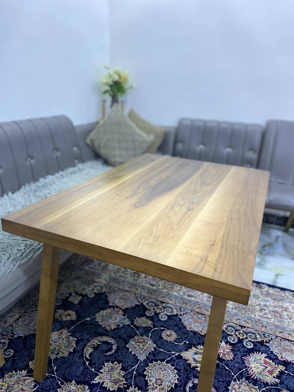 كورنر مع كراسي 2 وميز خشب زان بي مخزن داخل التخم السعر ٣٥٠ العنوان الكوت الخاجيه @إشارة


**إذا كنت صاحب هذا الإعلان وتريد حذفه لأي سبب، رجاءا أرسل رسالة إلى الدعم الفني**