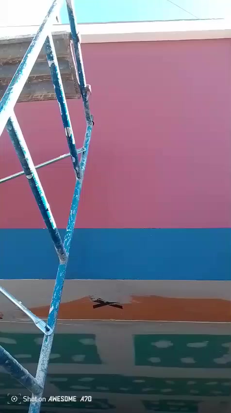 السلام عليكم نشتغل كافة الأعمال صبغ ديكورات خارجية وداخليه ترميم منازل حسب الطلب للتواصل واتساب ***********
