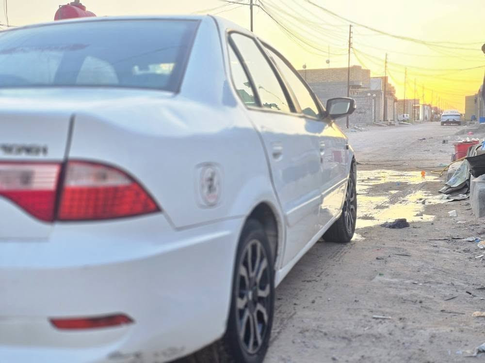 سلام عليكم ....سمند سورن 2012.سيارة تبريد ثلج تدفئة هيتر كهربائياتها كلها شغاله كير مكينة مكفول حداديه ٩٠ بلمية بس درايم يريد تبديل سيارة معايزة شي وبحاله جيدة رقم بغداد سنويتها لل٣١ راعيها يريد مداور سعرها 42 وبيها مجال هذا رقمي 
*********** واتس اب النجف, العراق
