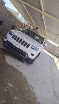 جيب لاريدو ٢٠١٤ مرغوب  6 سلندر محرك (3600) .  عدد المسافة ٢٠٠ الف كيلو...