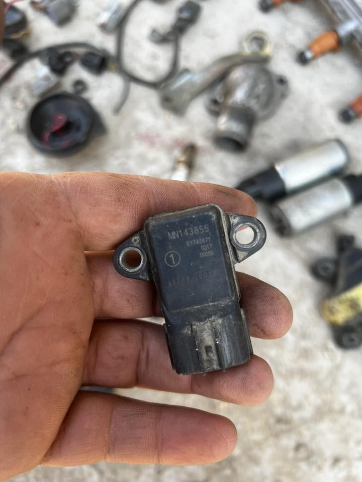 السلام عليكم.

غراض BYD F3  قيم واخذ وكل الغراض شغاله 

مكاني كربلاء وتساب ***********
