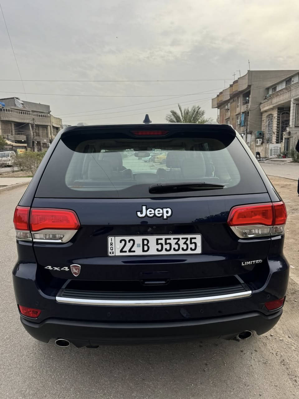 جيب  لمتد موديل ٢٠١٨ 
(خليجي وكالة مكفوله من صبغ وزلغ كفاله عامه  هزه جديده ورقم جديد )  فول مواصفات  سونار بل منشور. بسمي سياره رقم حلو  سبير ما نازل 
المحرك : 3600  سته ماشية    (55 ) .
‏ 
—————————
* نقطة عمياء .
* دفع رباعي 4x4 . 
* فرش المقاعد من الجلد .
*المقاعد تدفئة تبريد . 
* المقاعد الأمامية كهربائية .
* ذاكرة لحفظ وضعيات الجلوس . 
* المقاعد الأمامية مع تدفئة . 
* صف المقاعد الخلفية مع تدفئة . 
* ويل قياس 20 .
* مقود السائق كهربائي . 
* تدفئة ستيرن . 
* سقف بانوراما 
* نظام الملاحة (GPS) . 
* نظام خاص للطرق الوعرة . 
* مصابيح امامية زنون . 
* المصابيح الأمامية مع LED لايت . 
* كشافات الضباب زنون . 
* تشغيل عن بعد .
* صندوق كهربائي .
*  حساسات أمامية . 
*  حساسات خلفية .
* كاميرا خلفية .
* مرايا بخاصية التعتيم الذاتي . 
* مرايا جانبية قابلة للطي كهربائيا . 
* بلوتوث تلفون . 
* محدد سرعة . 
* نظام تشغيل واطفاء اوتماتيكي للمحرك للتوفير من صرف الوقود ..

🟩 السعر  ٢٦٠   $.  عنوان بغداد . 

الاتصال.   ***********
