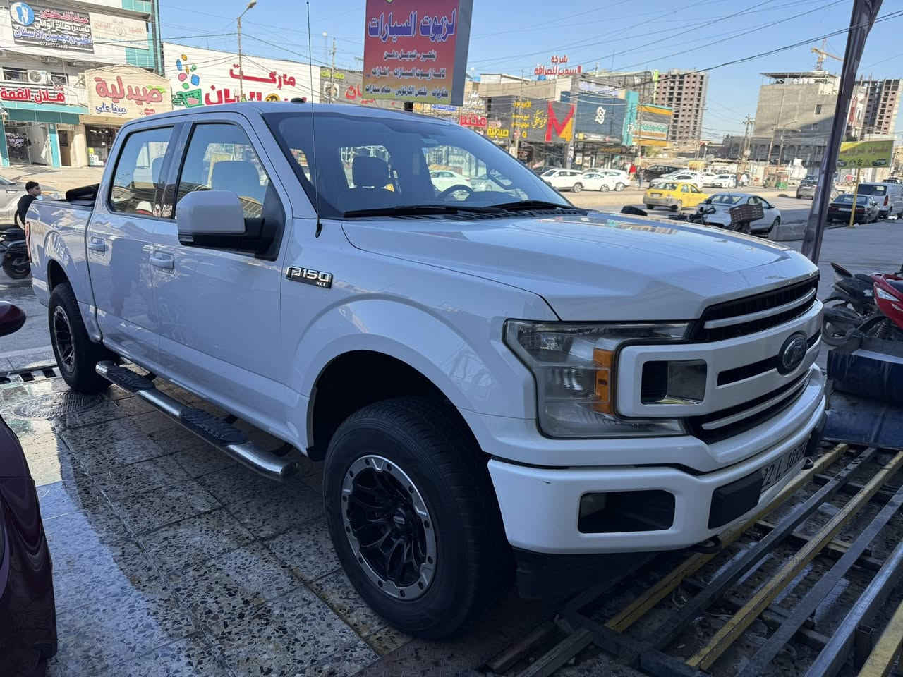 فورد 2018 خليجي شركة العراق
مكفولة من كل شي

باب طويل

بدي قصير

محرك 8 سلندر المرغوب 

دفع رباعي

كير تعليك 10 نمر 

سايد بريك كهرباء

ماشي ٨٩ ميل

السيارة ما بيها اي نقص

وباسمي تحويل سنوية مباشر

السعر 225$

الاتصال 
***********
