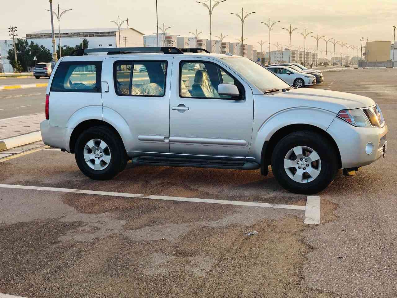 السلام عليكم للبيع نيسان سعر 105 ستفسار أكثر *********** مكان سياره كربلاء المقدسه باثفندر موديل2009خليجي كفالة  وضربة وتبديل بيه صبغ قطعتين سونار مرافق مع منشور فول مواصفات دشبول ارامادة سبع راكب اشاير بل مري شاشة تحكم ستيرن ثلاث قطع تبريد مكينة4000 رقم بغداد انكليزي سنوية جديدة كشنات جلد كهربائي تدفئة تبريد كامرة دوار
مكان السيارة كربلاء المقدسة 
مكلف بل نشر
