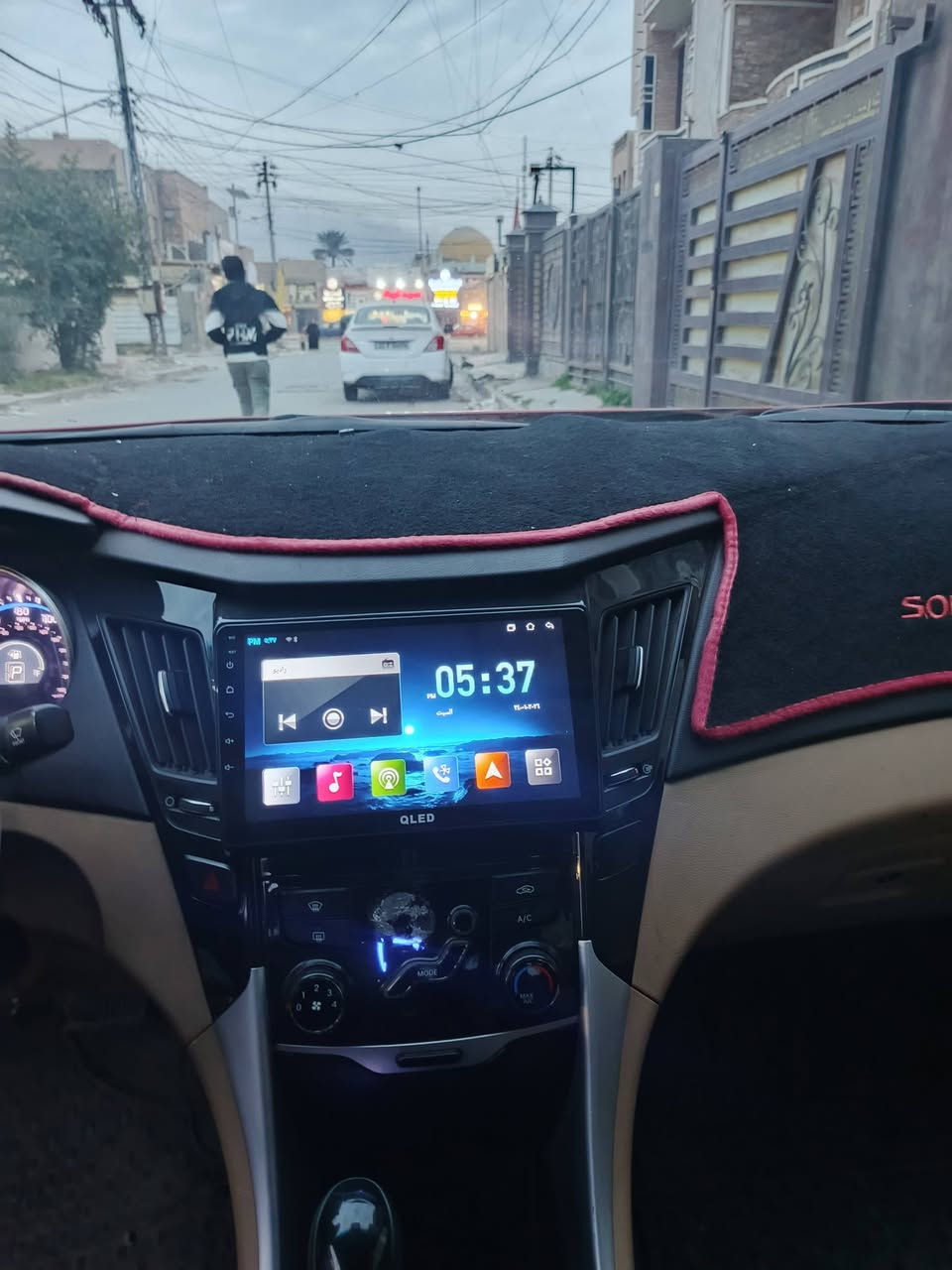 للبيع سوناتا صبغ عام موديل ١١ بسمي كامره حساسات تحكم ستيرن السعر ٧٨ مكان الدوره  *********** تخم تاير جديد
