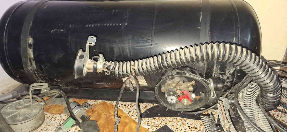 سلام عليكم خوان منضومه غاز للبيع مال كيا فورتي او مال هونداي النترا نضيفه حجم ٦٠ الاستفسار *********** بغداد, العراق
