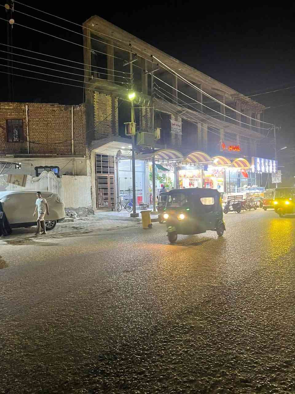بنايه البيع بشارع ابو شاكر قرب الجامع 3طوابق المساحه 152 الاستفسار ***********
