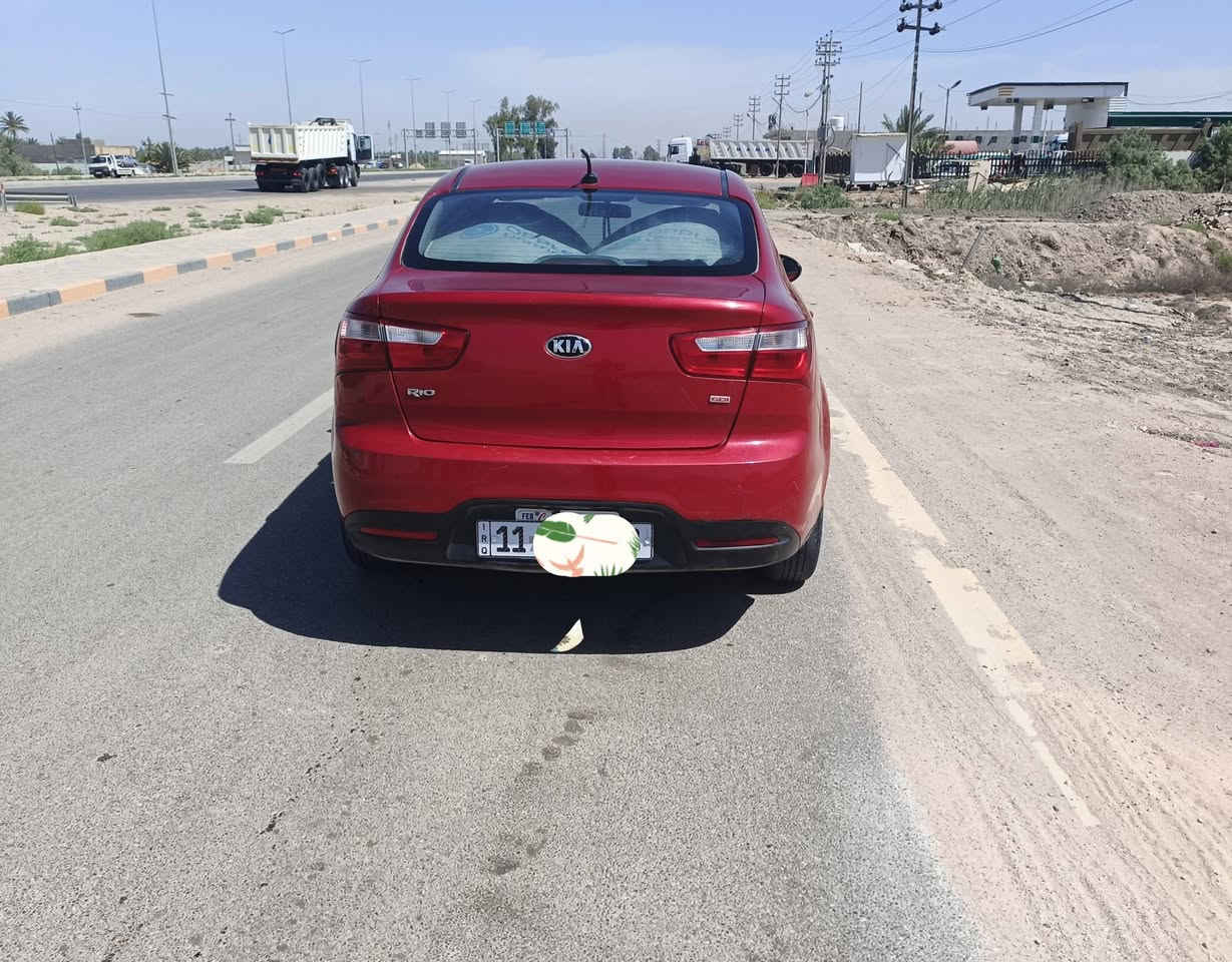 كيا ريو رقم بغداد دولي سنوية هزة جديدة امريكي محرك 1600 السيارة بلادية ليبل واحد بدون تبديل كير محرك تبريد ثلج صدر  تخم تايرالسعر 86 وبيها مجال السيارة بأسمي تحويل مباشر مكاني بابل   موبايل ***********

