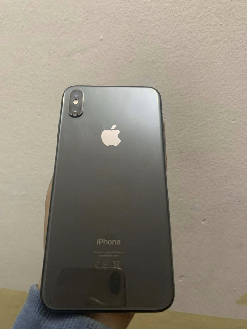 ‏سلام عليكم آيفون اكس إس مكس الذكرا 265 تك سيم الجهاز كله على البلاد بطارية مبدل￼ حدثته وقف بصمة الوجه ما أعرف إذا فرمتة يرجع ما أعرف الجهاز كله شغله بلادي والسعر مناسب 170 وفي مجال الطيبين الجهاز  ￼لوك مكاني كركوك كورنيش هذا رقمي ***********
