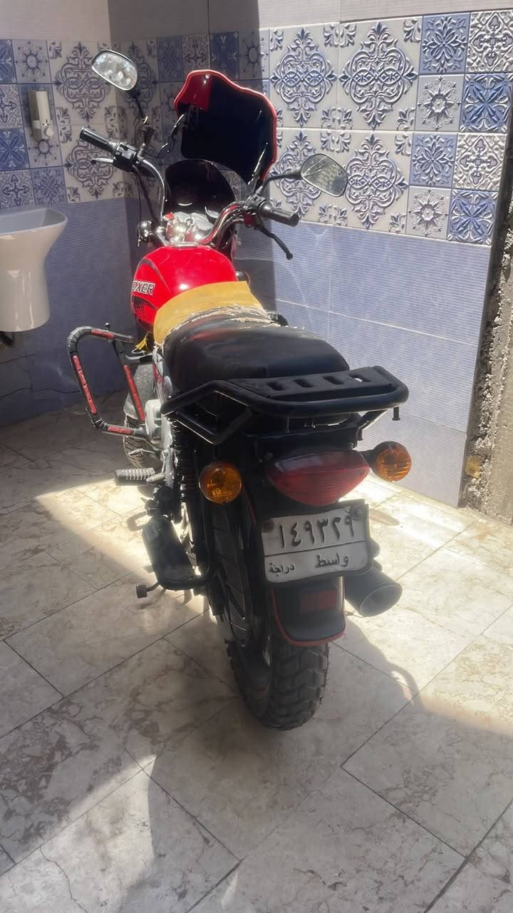 سلام عليكم دراجه بوكسر مويدل 21 شهر 12 يعني 22 رقم واصط مشروع وطني وين متريد تحول د دراجه محرك مكفول كهربايات كله شغاله ما نقصه شي تخم تاير تحويل شوكت ما تريد سعر  مليون و 700 وبيه مجال تجي تفحص وتروح  مكان بغداد الحبيبيه اني مكلف بل نشر هاذ رقم راعيه وباقي تفاصيل يمه جبلي دراجه يرادله جاملغ وكشن ترجع تخبل مخرك اول فتح اله تجفيت شركه محرك ما ينسمع ***********
