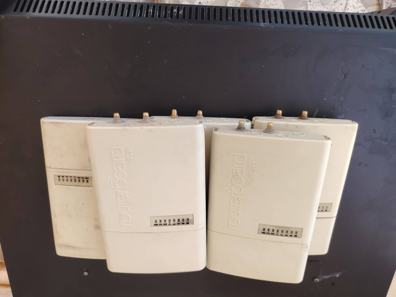 السلام عليكم
برج انترنت مستخدم للبيع
التفاصيل :
:حديد إيراني 15نوع 35G
:سكاتر عدد 2 ubnt زاويه ١٢٠
:سكتر عدد 1 ubnt زاويه ٩٠
:راوتر بورد 912عدد5   5G
:دشات 30عدد 2
:عاكسه مايكروتك ١٢ فولت
:بطاريه 150 أمبير
:راك بلوستروم
:باج بنل
:سسكو ٢٩٥٠
:بور سبلاي
:فراكات عدد ٩ مع قفايصو براغي

مكاني بابل طريق الإمام الحمزه الغربي
وتوصيل ونصب موجود
للإتصال ***********
